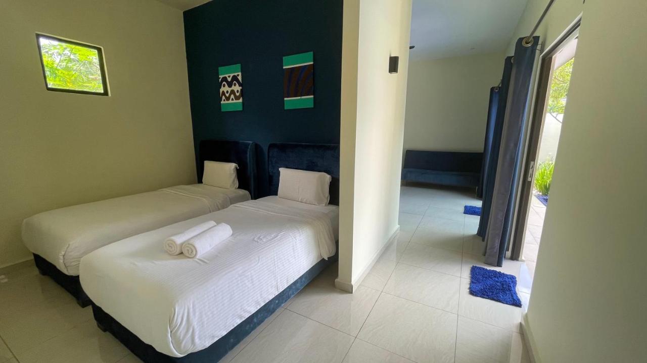 Charis Pool Villa 2 - 3 Bedroom With Private Pool Bentong Buitenkant foto