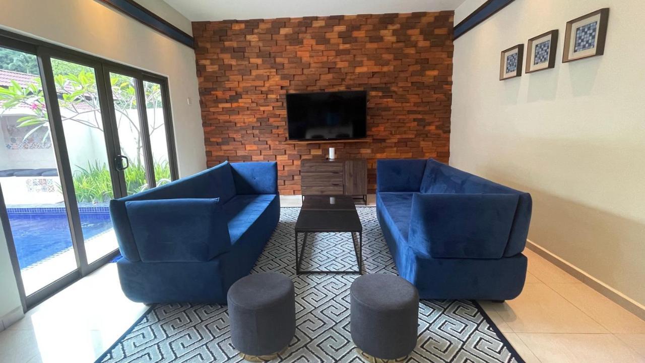 Charis Pool Villa 2 - 3 Bedroom With Private Pool Bentong Buitenkant foto